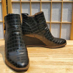 SOUL Naturalizer Haley Crocco Wedge Ankle Boot